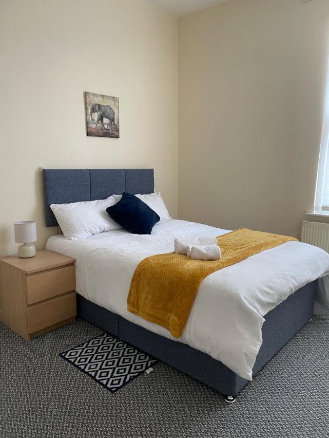 Divine Accommodation Liverpool Exterior photo