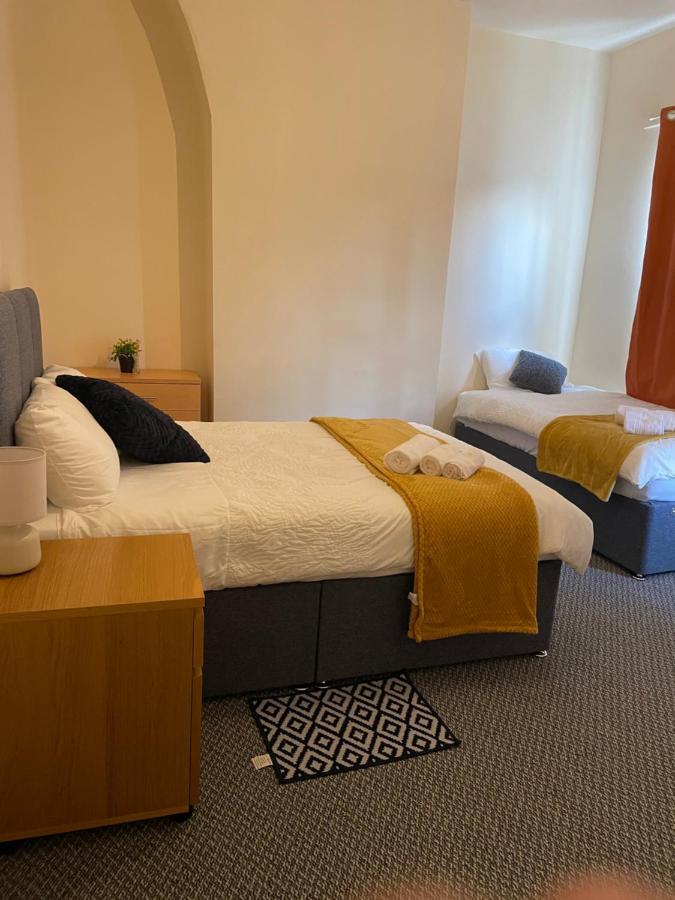 Divine Accommodation Liverpool Exterior photo