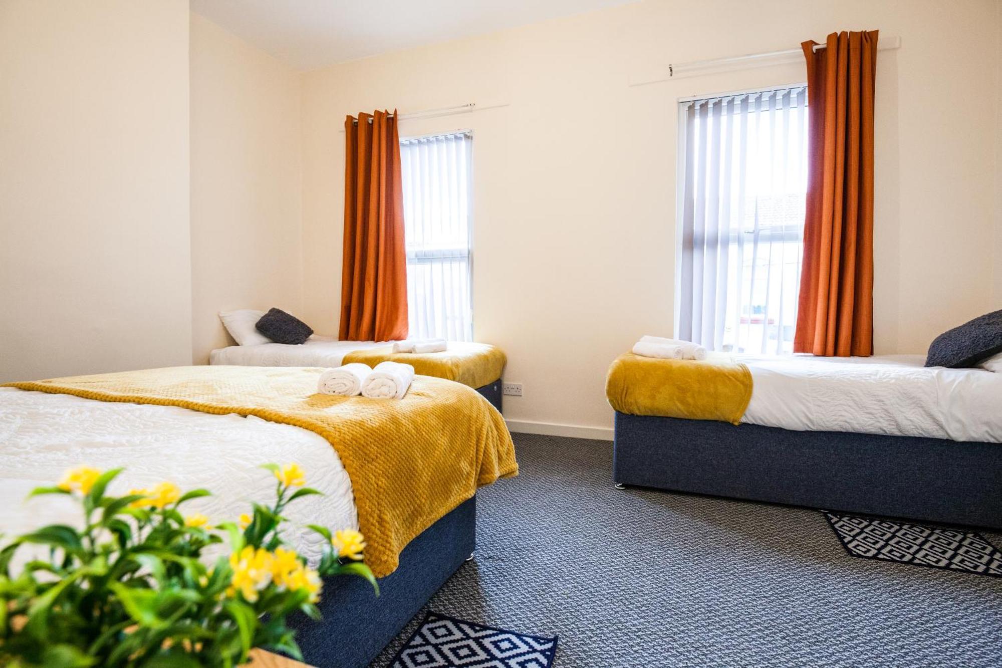 Divine Accommodation Liverpool Exterior photo