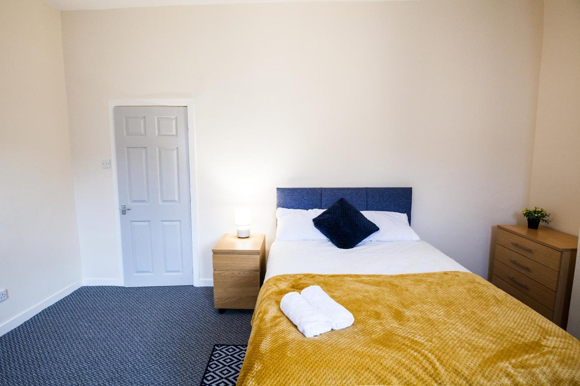 Divine Accommodation Liverpool Exterior photo