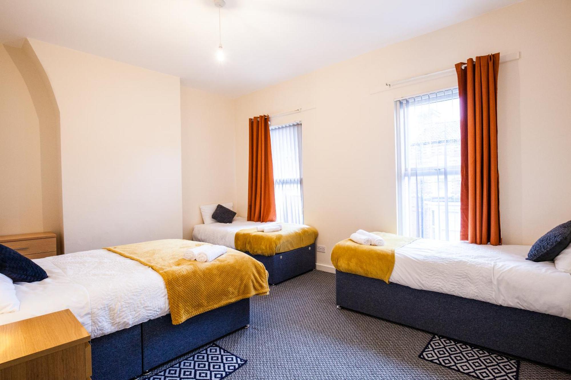 Divine Accommodation Liverpool Exterior photo