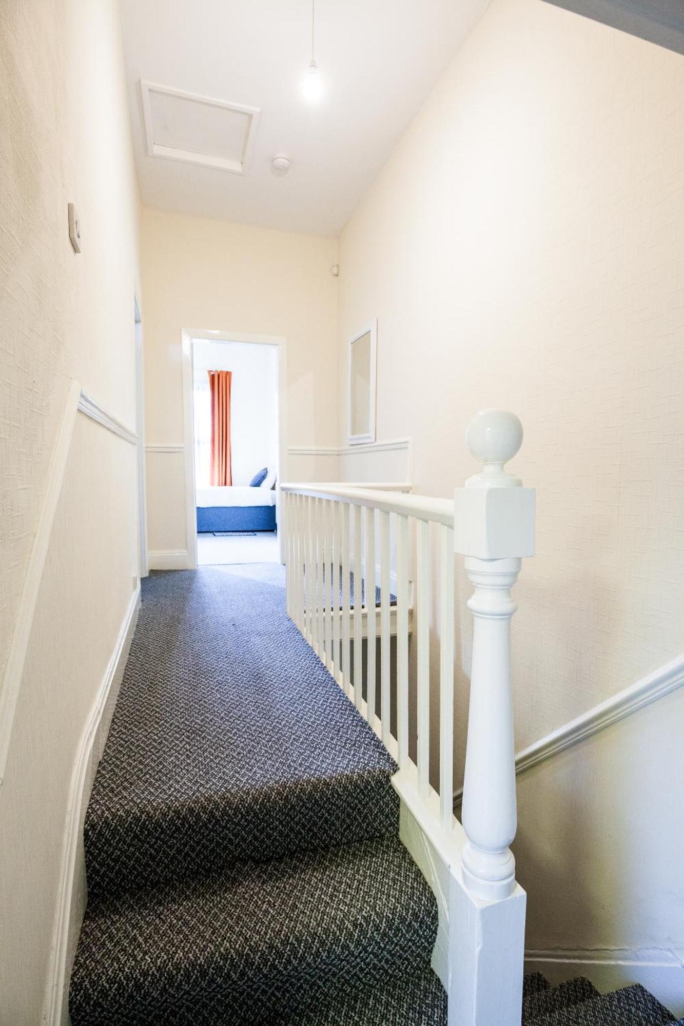 Divine Accommodation Liverpool Exterior photo